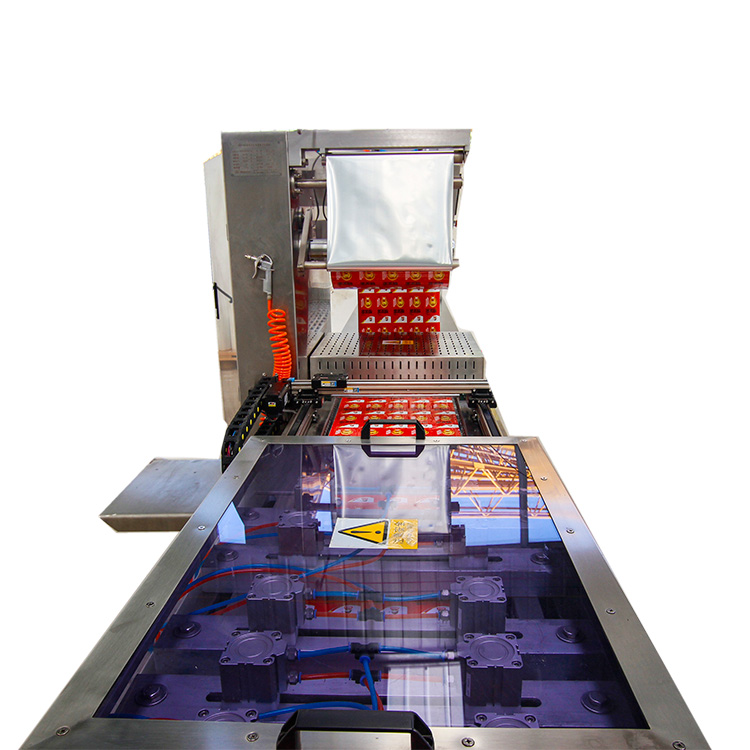 全自動拉伸膜真空包裝機(jī) 全自動拉伸膜真空包裝機(jī)